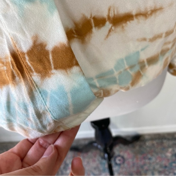 Young Fabulous & Broke Women's Tie Dye Faux Wrap Top Size S Boho Blue Beige - Picture 6 of 14